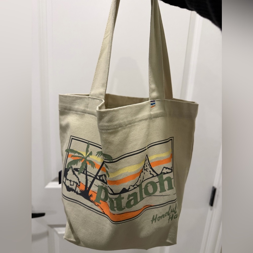Patagonia Beige Tote Bag with Honolulu Print